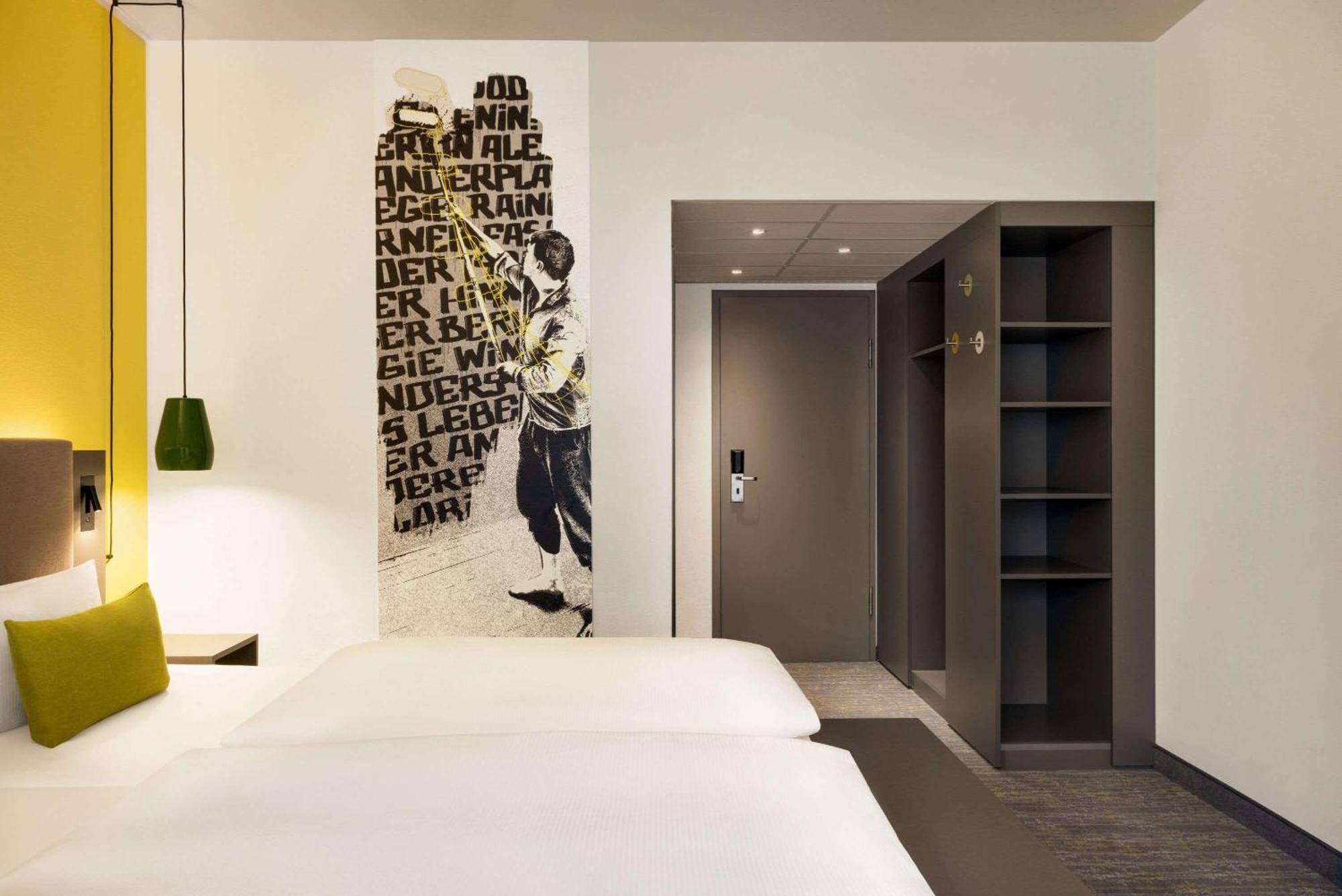 Hotel Vienna House Easy By Wyndham Prenzlauer Berg 3*